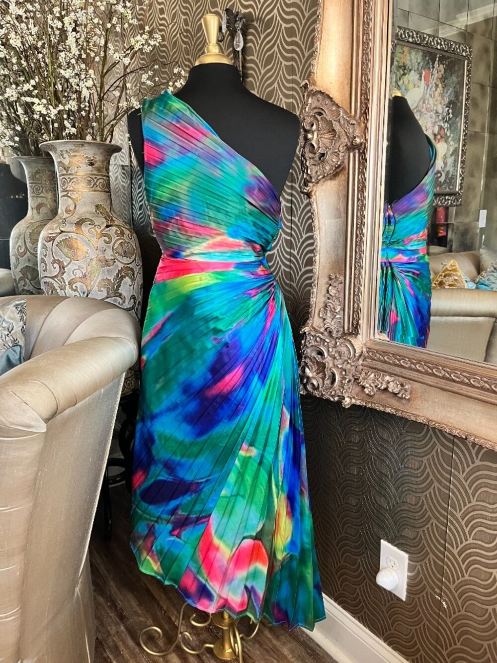 AKIRA Label watercolor pleated satin midi dress - Picture 2 of 6